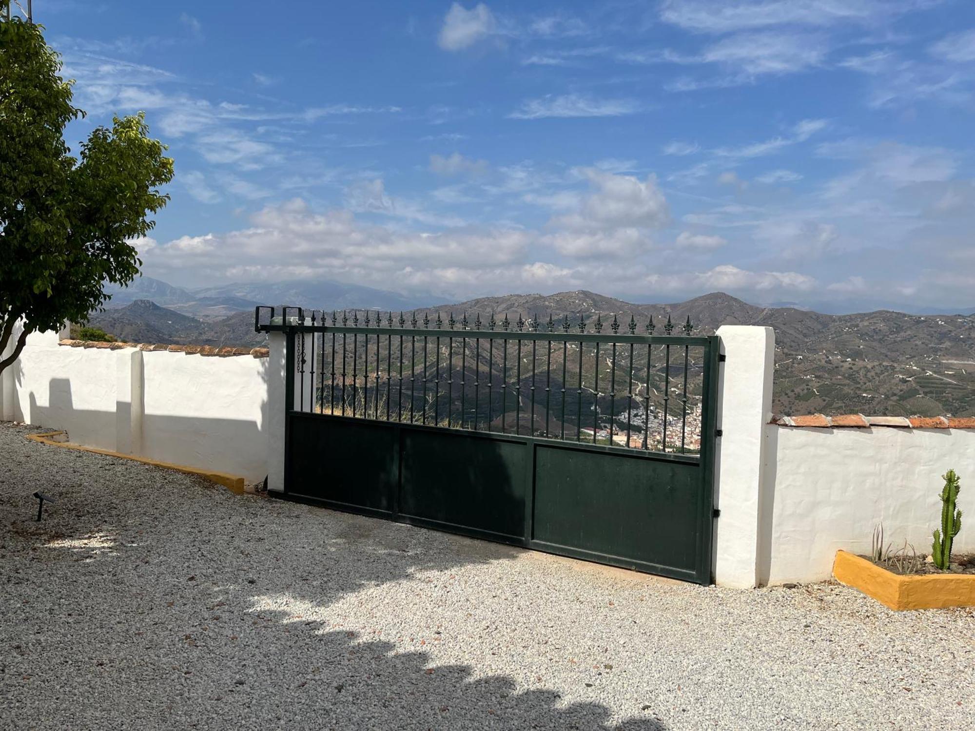 הוילה Almáchar Casa Del Burro Perezoso מראה חיצוני תמונה